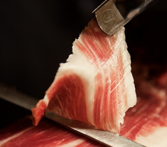 Cinco Jotas (5J) Ham: The Unbeatable Taste of the Authentic 100% Iberian acorn-fed ham